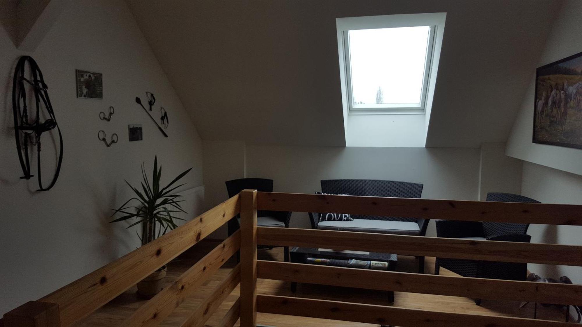 Farm Stay Nh Stables Nyrany Δωμάτιο φωτογραφία