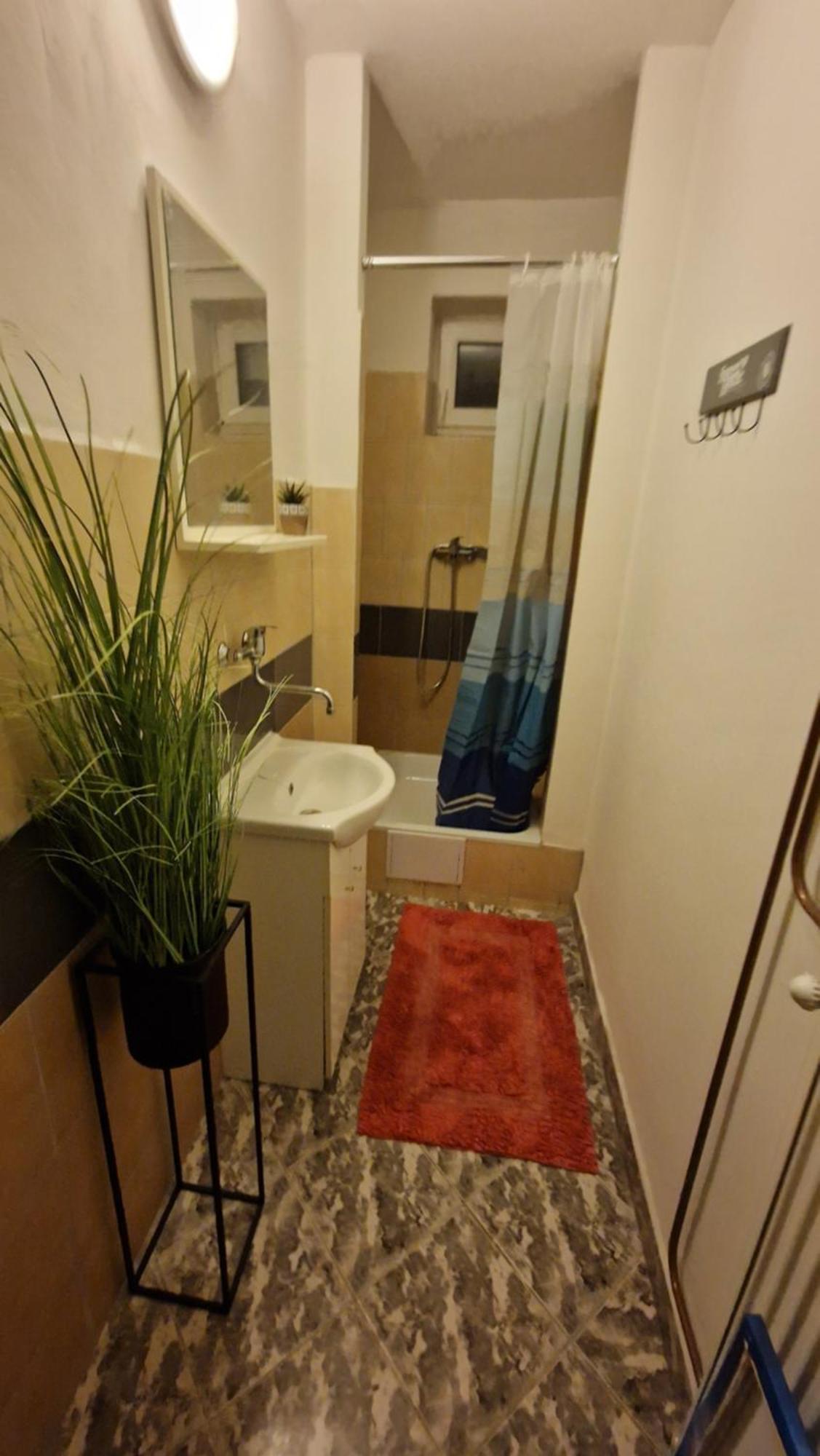 Farm Stay Nh Stables Nyrany Εξωτερικό φωτογραφία